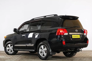 Внедорожник Toyota Land Cruiser 2014 года, 3849000 рублей, Тюмень