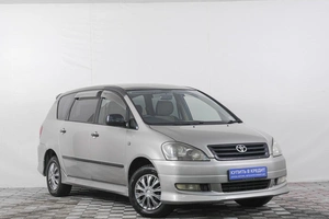 Минивэн Toyota Ipsum 2001 года, 949000 рублей, Кемерово