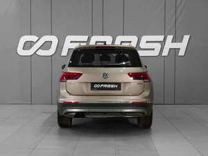 Внедорожник Volkswagen Tiguan 2019 года, 2839000 рублей, Тверь