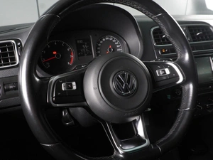 Седан Volkswagen Polo 2019 года, 1359000 рублей, Минеральные Воды