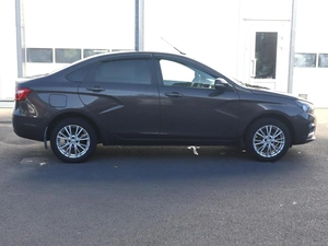 Седан ВАЗ (LADA) Vesta 2018 года, 895000 рублей, Железногорск
