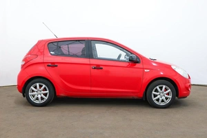 Хетчбэк Hyundai i20 2010 года, 579000 рублей, Орёл