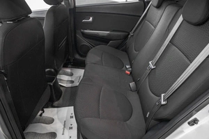 Седан Kia Rio 2017 года, 859000 рублей, Барнаул