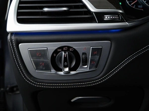 Седан BMW 7 серия 2018 года, 5799050 рублей, Москва