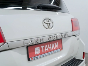 Внедорожник Toyota Land Cruiser 2016 года, 6360000 рублей, Красноярск
