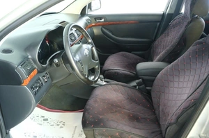 Седан Toyota Avensis 2004 года, 749000 рублей, Омск