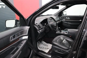 Внедорожник Ford Explorer 2016 года, 2750000 рублей, Курск