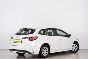 Универсал Toyota Corolla 2020 года, 1699000 рублей, Красноярск