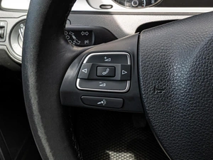 Седан Volkswagen Passat 2011 года, 825000 рублей, Краснодар