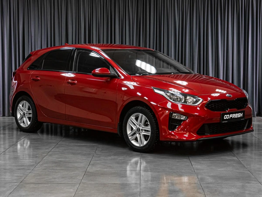 Хетчбэк Kia Ceed 2018 года, 1909000 рублей, Тюмень