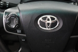 Седан Toyota Camry 2012 года, 1539000 рублей, Омск