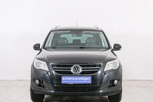 Внедорожник Volkswagen Tiguan 2011 года, 1389000 рублей, Красноярск