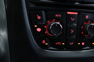 Хетчбэк Opel Astra 2013 года, 878000 рублей, Солонцы