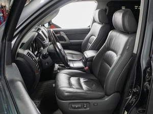 Внедорожник Toyota Land Cruiser 2010 года, 2699000 рублей, Тюмень