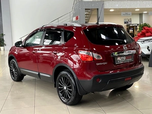 Внедорожник Nissan Qashqai 2011 года, 1087000 рублей, Солонцы