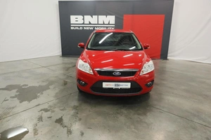 Хэтчбек Ford Focus 2011 года, 810000 рублей, Курск