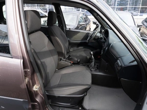 Внедорожник Chevrolet Niva 2016 года, 649000 рублей, Саратов