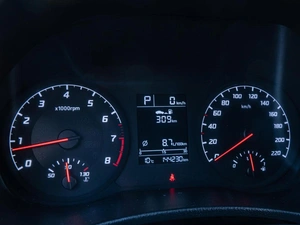 Седан Hyundai Solaris 2021 года, 1680000 рублей, Волгоград