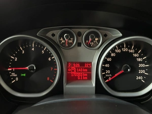 Хетчбэк Ford Focus 2010 года, 747000 рублей, Солонцы