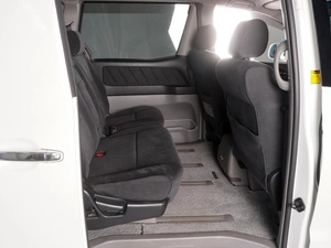 Минивэн Toyota Alphard 2005 года, 2015000 рублей, Красный Пахарь