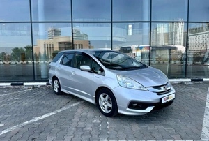 Универсал Honda Fit Shuttle 2014 года, 865000 рублей, Красноярск