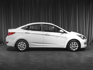 Седан Hyundai Solaris 2016 года, 1087000 рублей, Тюмень