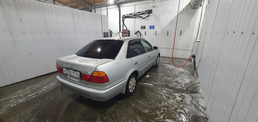 Седан Toyota Sprinter 2000 года, 370000 рублей, Красноярск