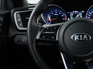 Универсал Kia ProCeed 2019 года, 1987077 рублей, Москва