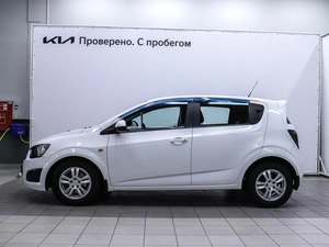 Хетчбэк Chevrolet Aveo 2012 года, 690000 рублей, Красноярск