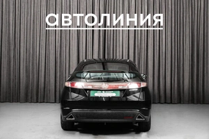 Хетчбэк Honda Civic 2008 года, 740000 рублей, Красноярск
