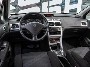 Хетчбэк Peugeot 307 2007 года, 490000 рублей, Краснодар