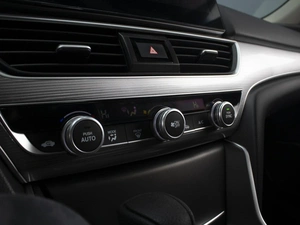 Седан Honda Accord 2021 года, 3160000 рублей, Омск