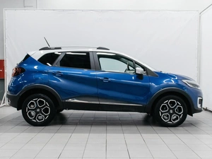 Внедорожник Renault Kaptur 2020 года, 1600000 рублей, Красноярск