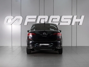 Лифтбек Volkswagen Polo 2020 года, 1789000 рублей, Красный Пахарь