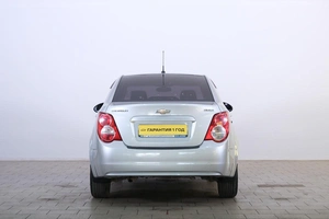 Седан Chevrolet Aveo 2012 года, 789000 рублей, Омск