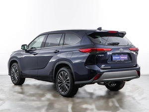 Внедорожник Toyota Highlander 2025 года, 5839050 рублей, Москва