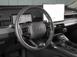 Внедорожник Toyota RAV4 2026 года, 4300000 рублей, Омск