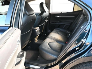 Седан Toyota Camry 2018 года, 2414000 рублей, Кирилловка