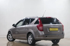Универсал Kia Ceed 2008 года, 599000 рублей, Новокузнецк