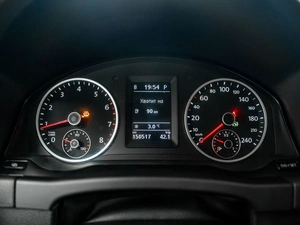 Внедорожник Volkswagen Tiguan 2010 года, 1155000 рублей, Красноярск