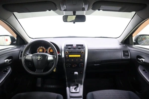 Седан Toyota Corolla 2010 года, 1370000 рублей, Брянск