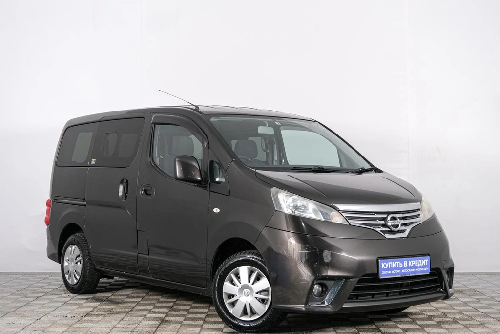 Минивэн Nissan NV200 2019 года, 1459000 рублей, Красноярск