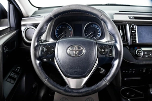 Внедорожник Toyota RAV4 2017 года, 2159000 рублей, Пермь