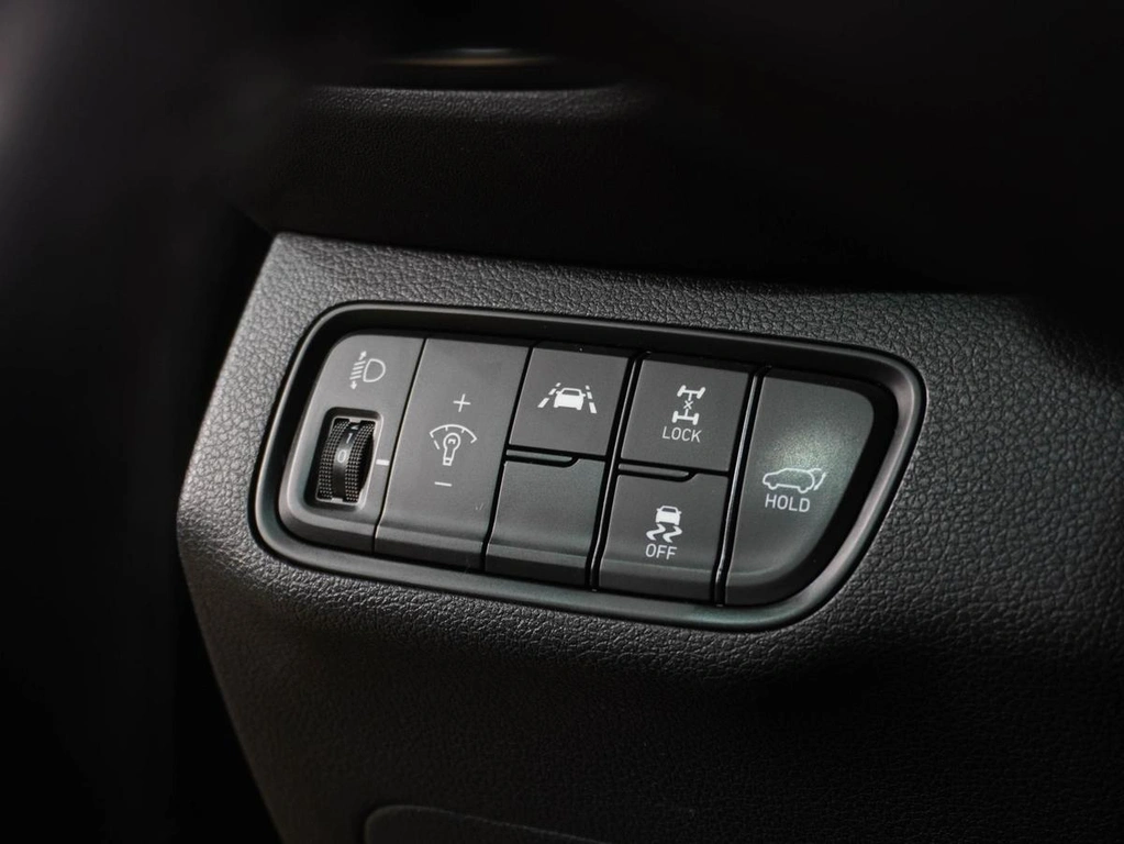Внедорожник Hyundai Santa Fe 2018 года, 3199000 рублей, Воронеж