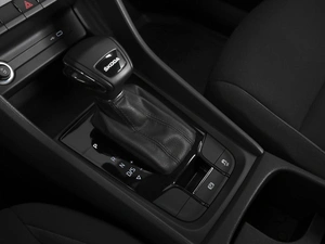 Внедорожник Skoda Karoq 2020 года, 2670000 рублей, Ставрополь