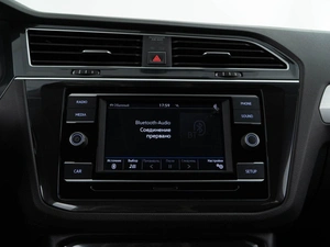 Внедорожник Volkswagen Tiguan 2018 года, 2177077 рублей, Москва