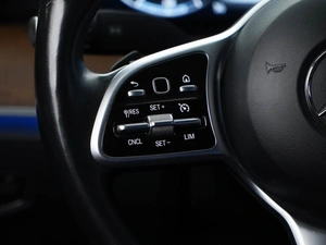 Седан Mercedes-benz E-класс 2018 года, 2849000 рублей, Москва