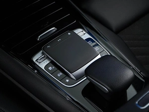 Внедорожник Mercedes-benz GLB-класс 2020 года, 2588444 рублей, Москва