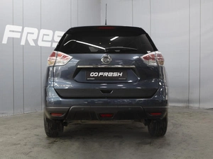 Внедорожник Nissan X-Trail 2015 года, 1610000 рублей, Омск