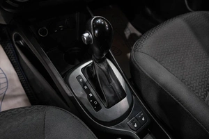 Хетчбэк Kia Rio 2015 года, 1049000 рублей, Новокузнецк